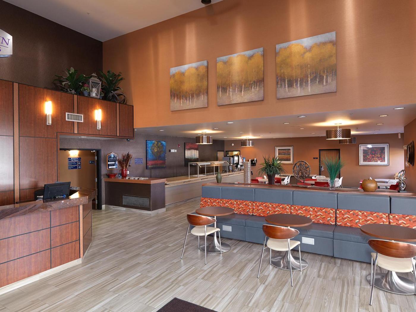 Crystal Inn Hotel & Suites - Midvalley Murray Exterior foto